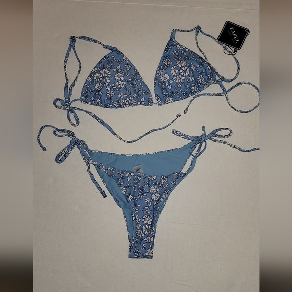 Zaful 3 pc string bikini floral blue white flowers crop top padded adjustable - Picture 2 of 13